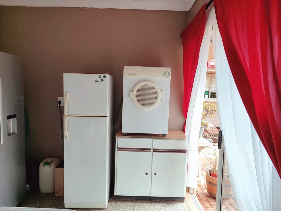 4 Bedroom Property for Sale in Wilkoppies North West